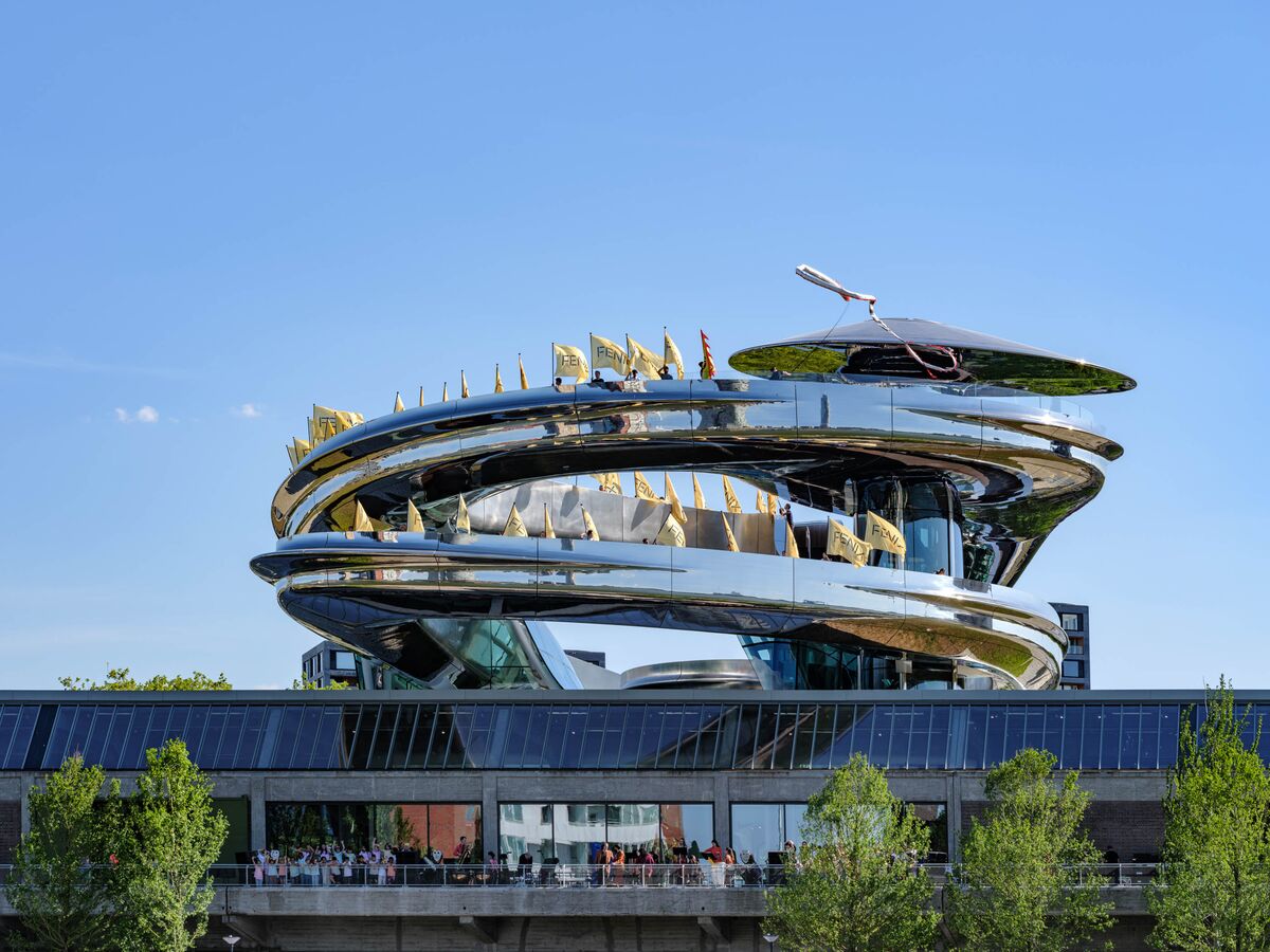 🟪"Fenix: Il Nuovo Museo della Migrazione a Rotterdam Tra Arte e Storia"