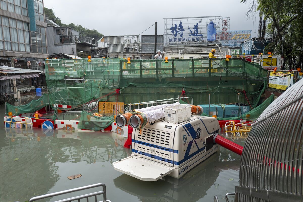 bloomberg.com - Ishika Mookerjee - Hong Kong Weighs Tougher Climate Finance Disclosures for Banks