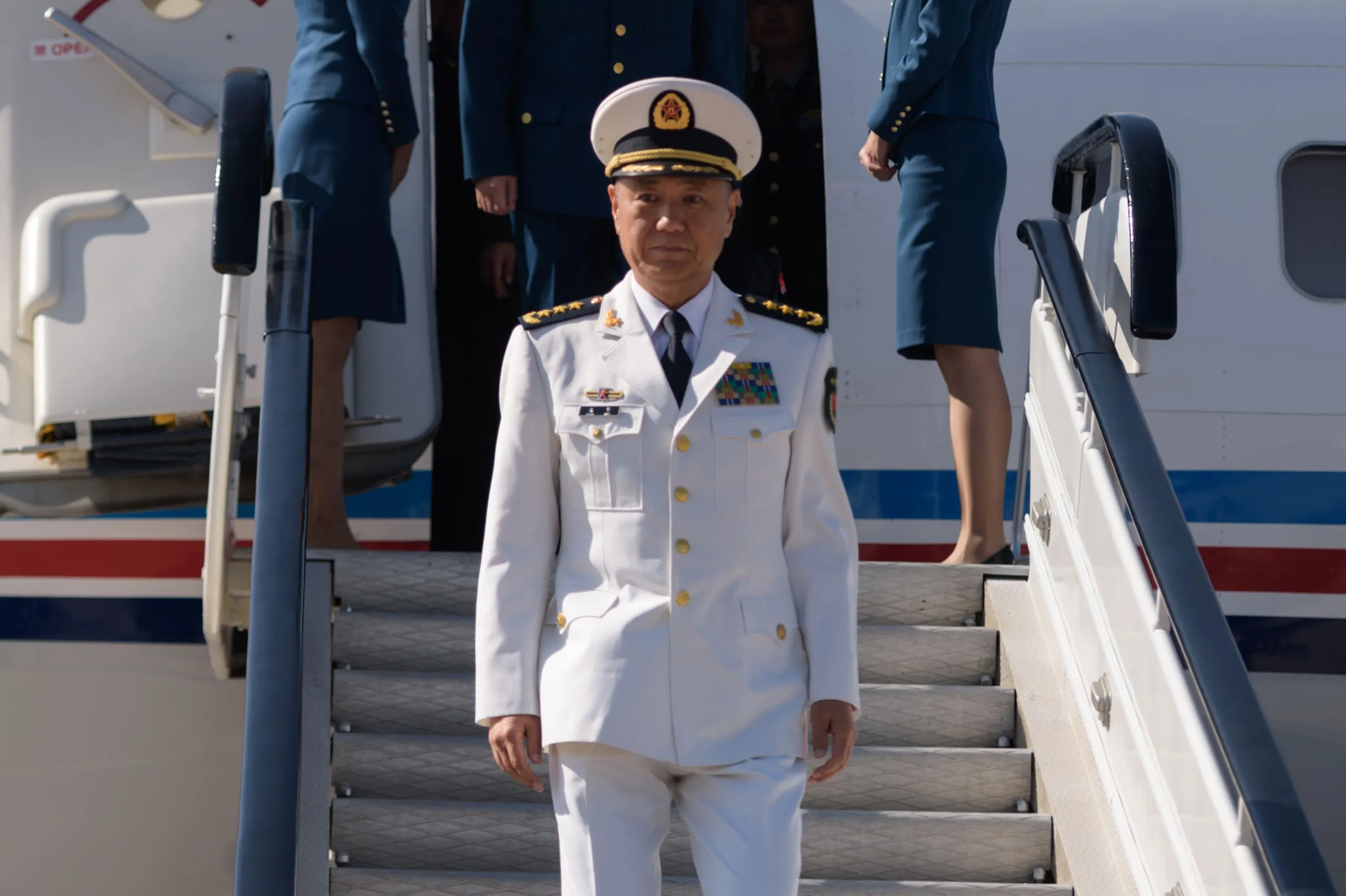 皇國の軍備と國勢 中国戦勝節＞「皇帝の門」の前で習近平、420個の新武器で軍事堀起