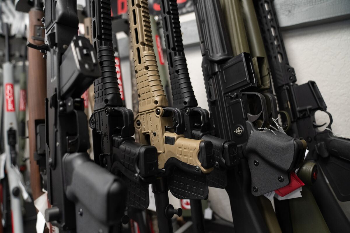 California Bill Would Bar Firearm-Friendly Banks From Muni Sales - Bloomberg