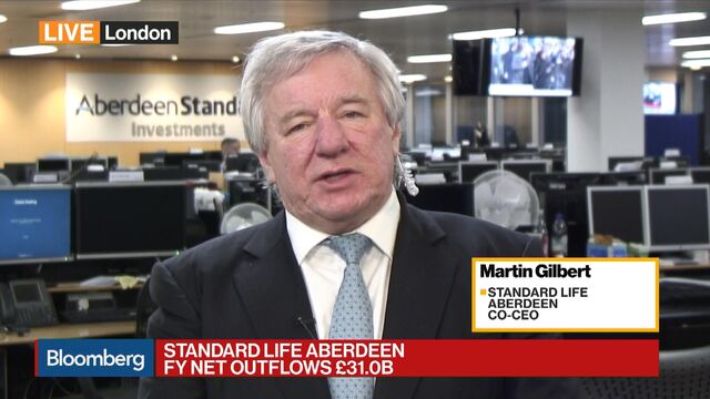 Standard Life Aberdeen sells insurance arm to Phoenix for £3bn