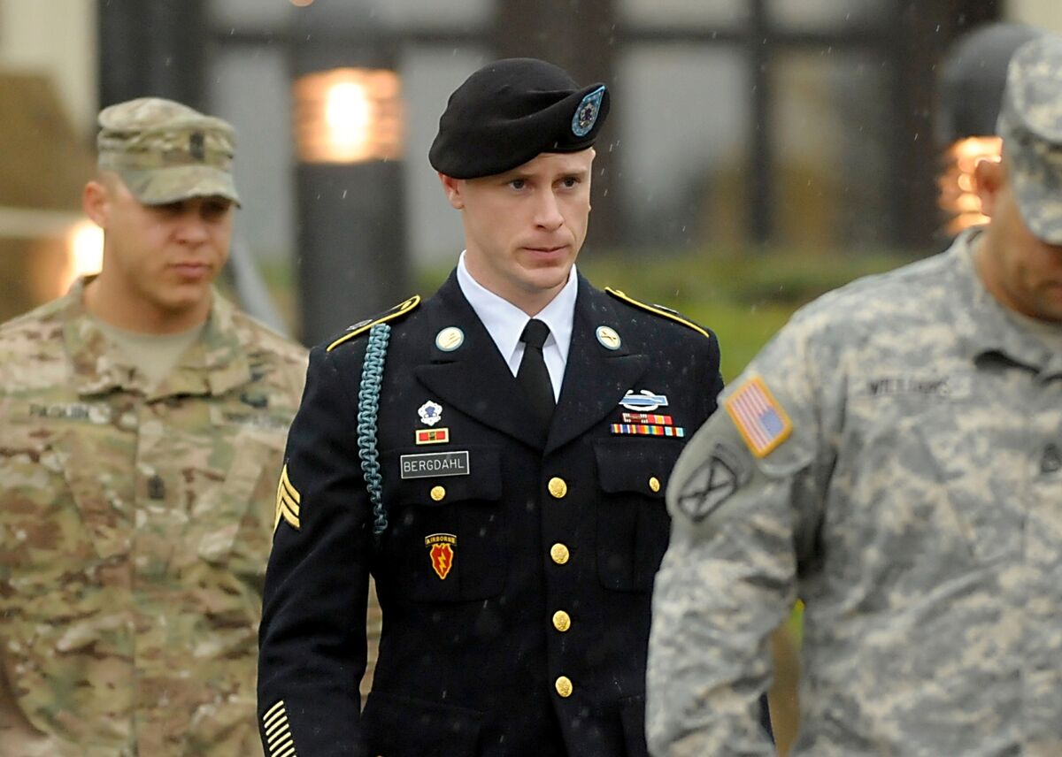 Bowe Bergdahl Expected to Plead Guilty to Desertion - Bloomberg
