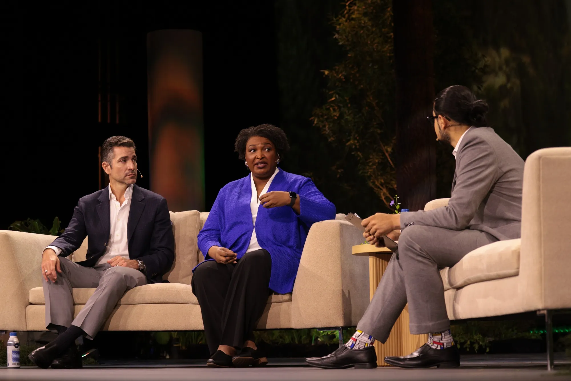 At the Bloomberg Green Festival, Akshat Rathi sat down with voting rights advocate Stacey Abrams and Ari Matusiak, who leads the nonprofit Rewiring America.