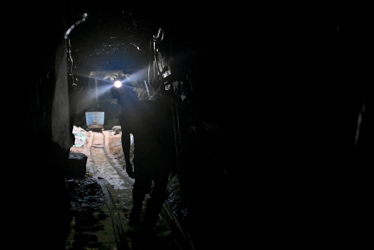 Colombia Turns to Gold Trade in Bid to Starve Criminals of Metal