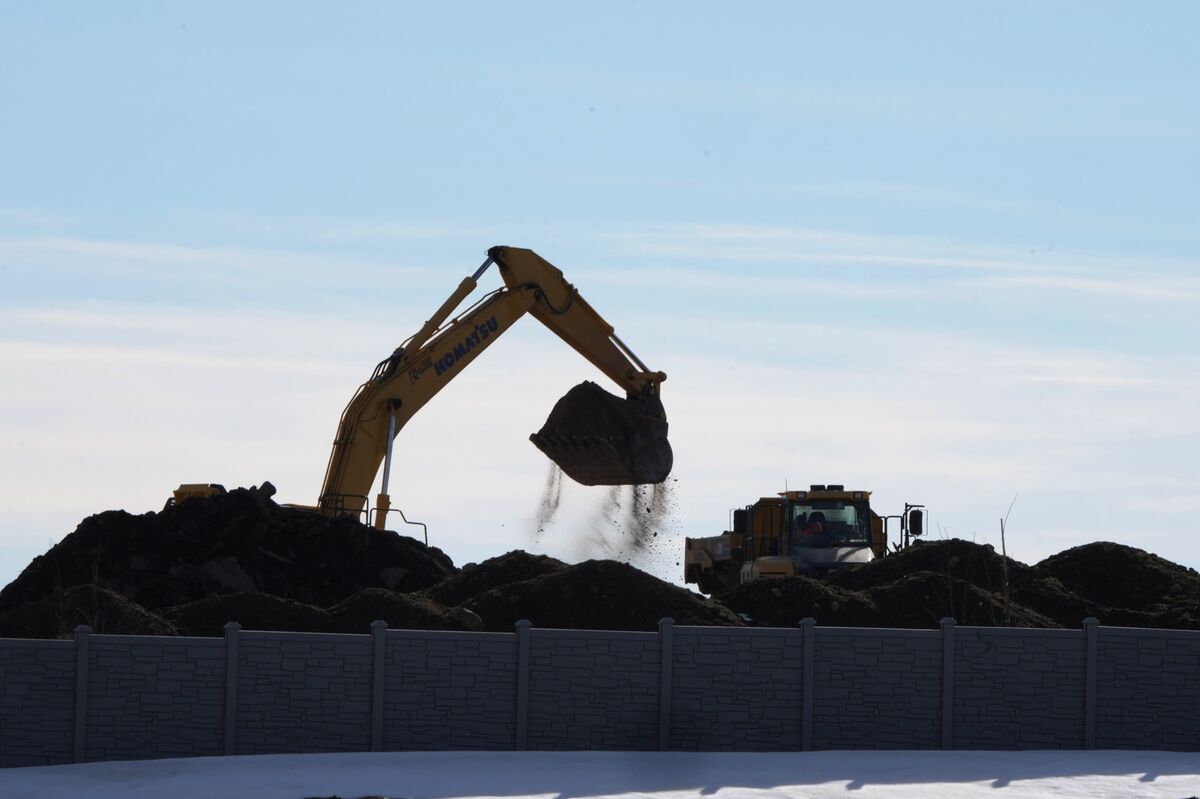 Rental Firm EquipmentShare.com Raises $747.3 Million in US IPO.