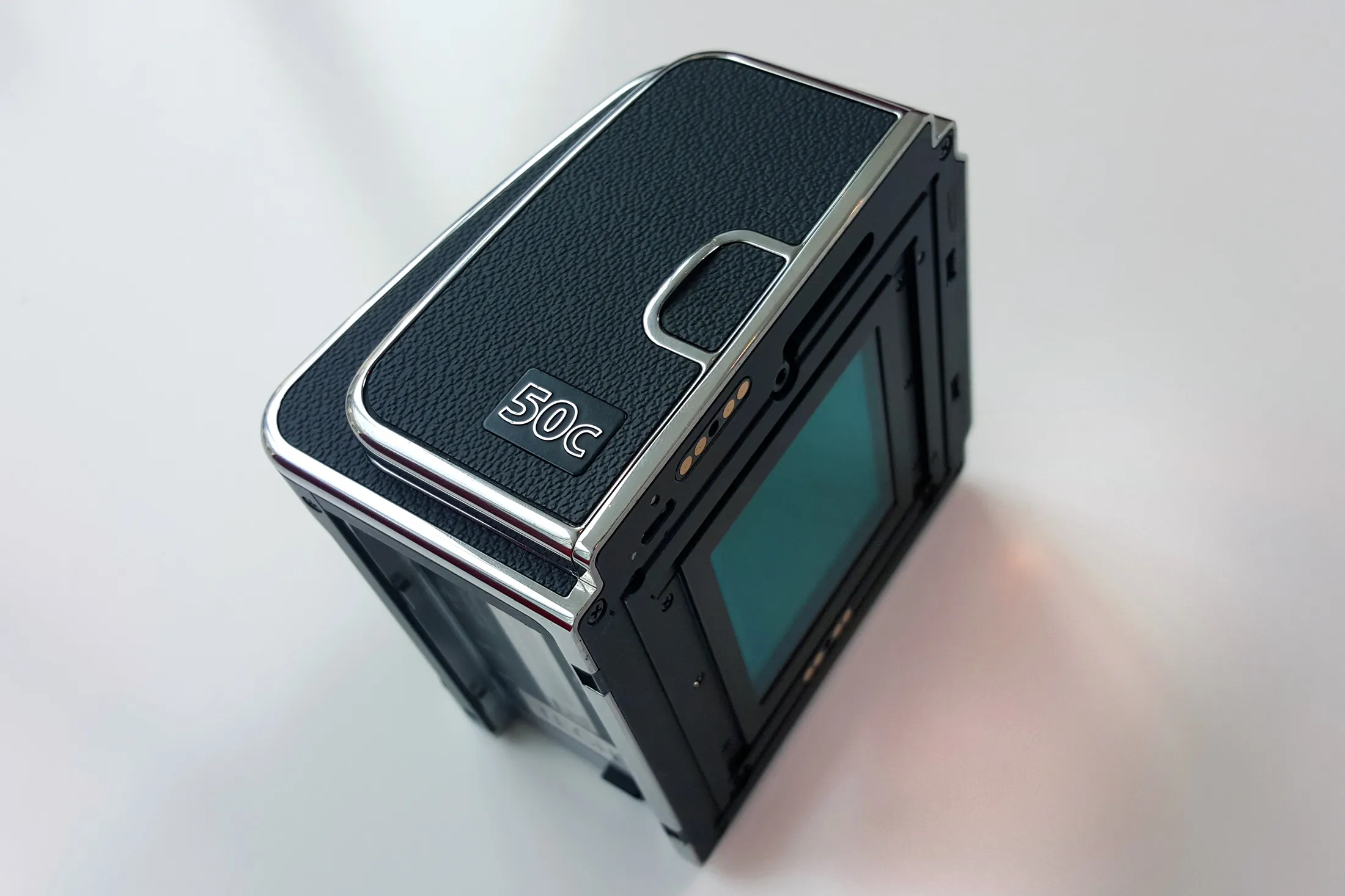 Hasselblad FV-5C Review: $15,500 Device Turns Vintage