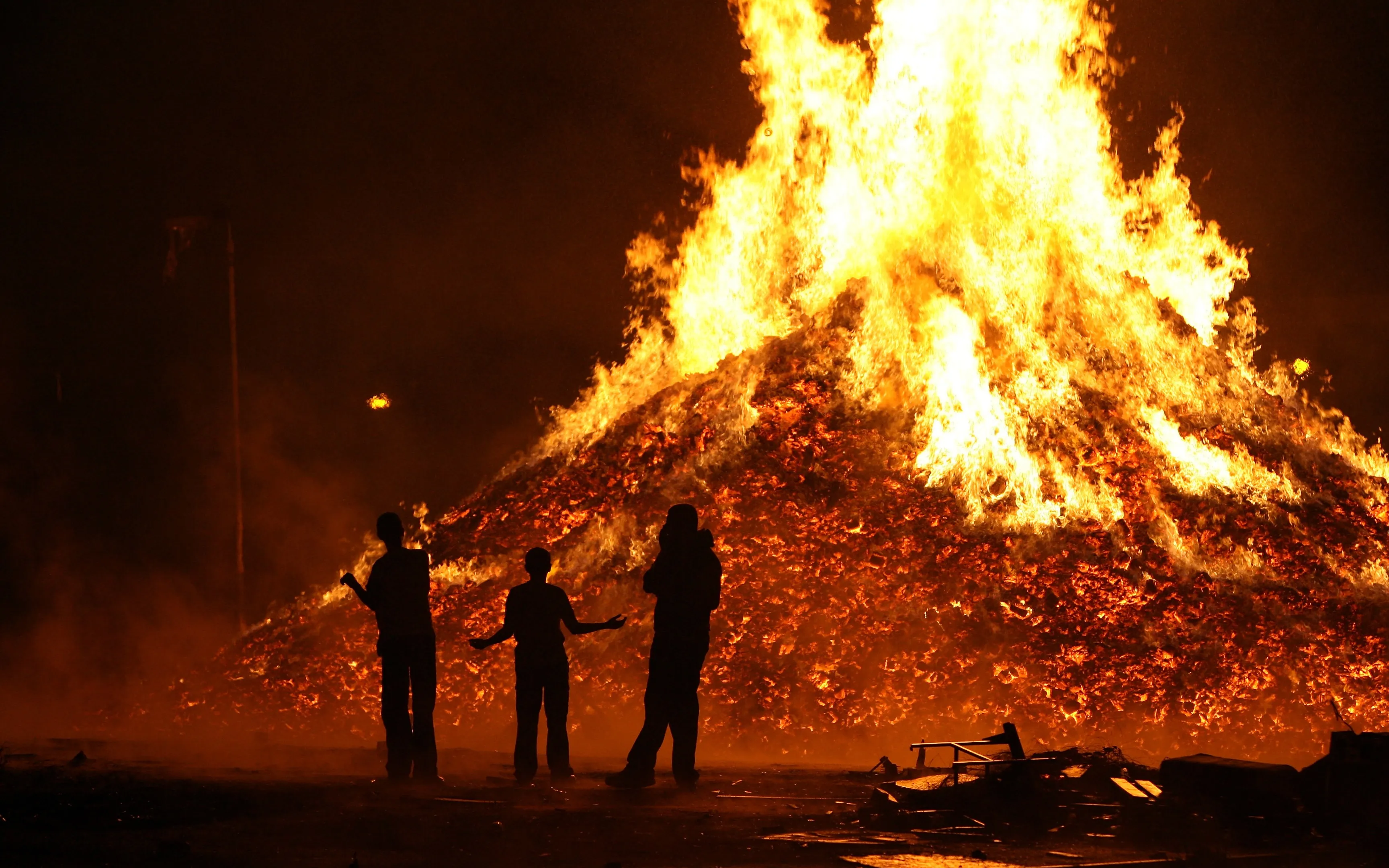 The cash, it burns.