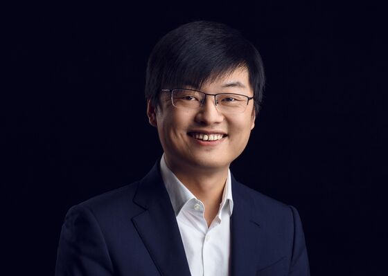 Harvard-Trained Designer Creates China Business Software Unicorn