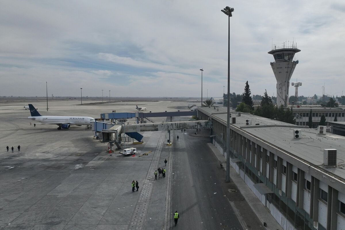 Syria Set to Buy Airbus Jets, Expand Airport in $4 Billion Deal