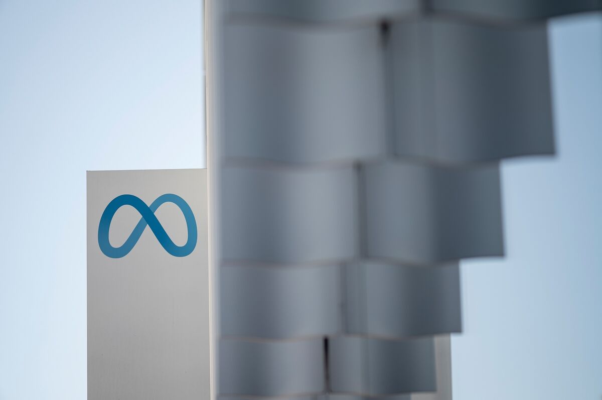 Memo: Meta restructures Superintelligence Labs; Alexandr Wang heads TBD Lab, Robert Fergus heads FAIR, Nat Friedman heads products, Aparna Ramani heads Infra