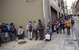 Bolivians Seeking Dollars Form Large Queue Outside Central Bank
