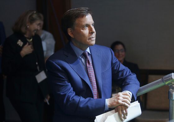 Bob Costas Joins CNN, Formalizing Sports Commentary Role