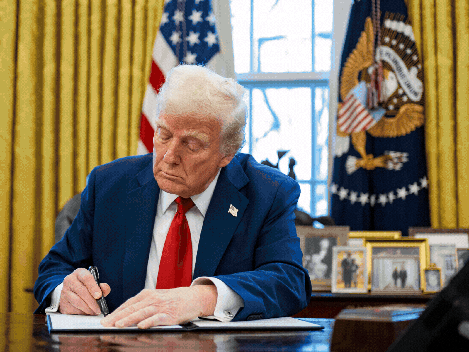 Trump's Executive Order Sharpie Is Mightier Than the Sword - Bloomberg