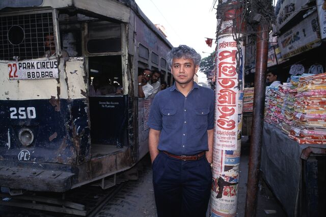 Ghosh in downtown Kolkata in 1991, five years after publishing his debut novel The Circle of Reason.
