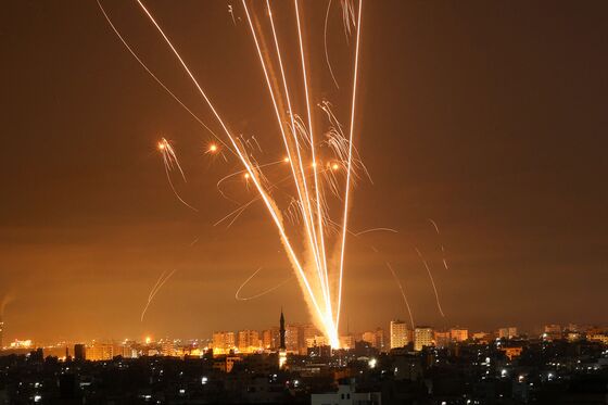 Israel Trades Fire With Gaza as Clashes Spread to West Bank