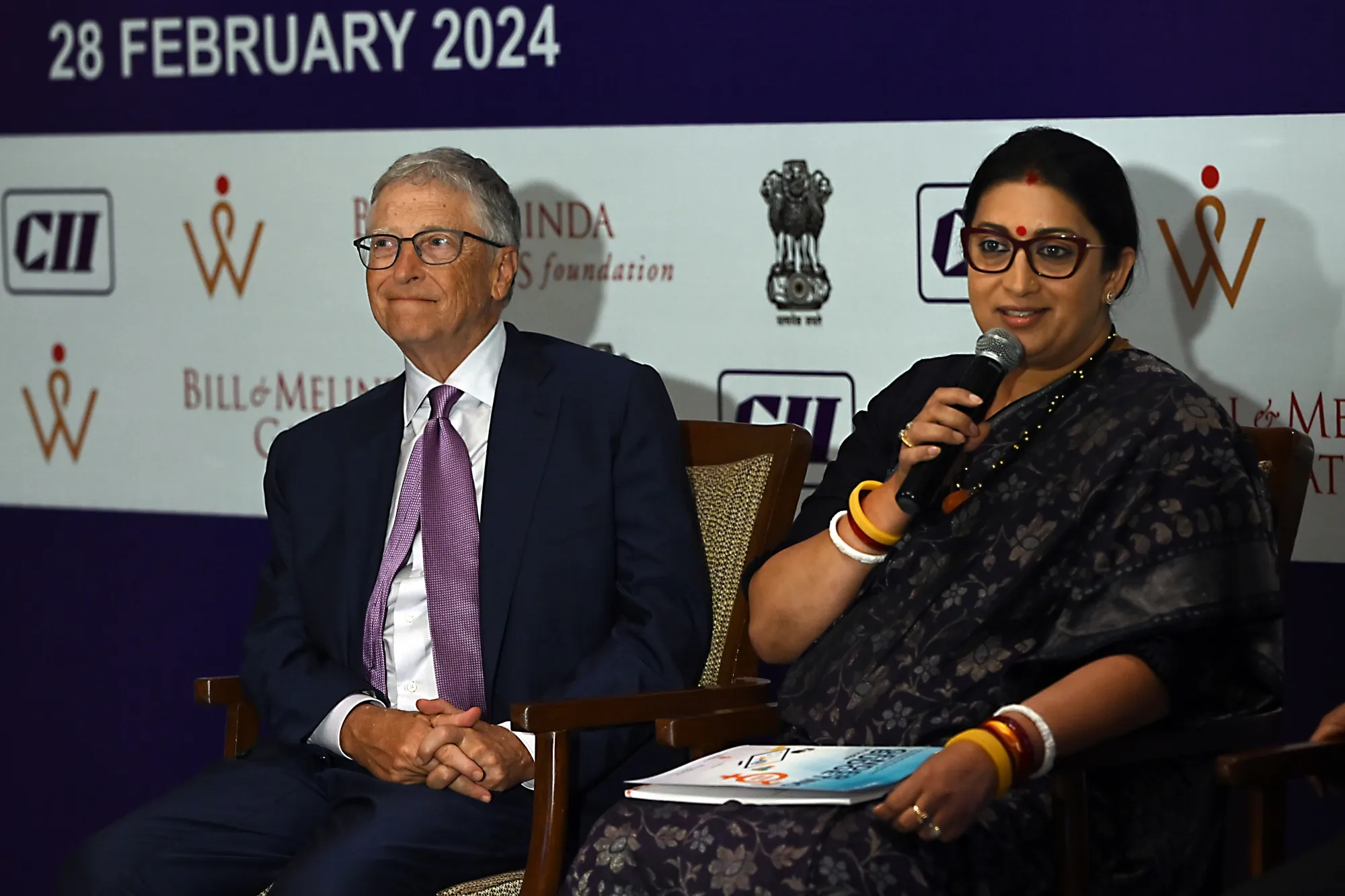 Bill Gates and Smriti Irani, India's women and child development minister, in New Delhi, India.&nbsp;