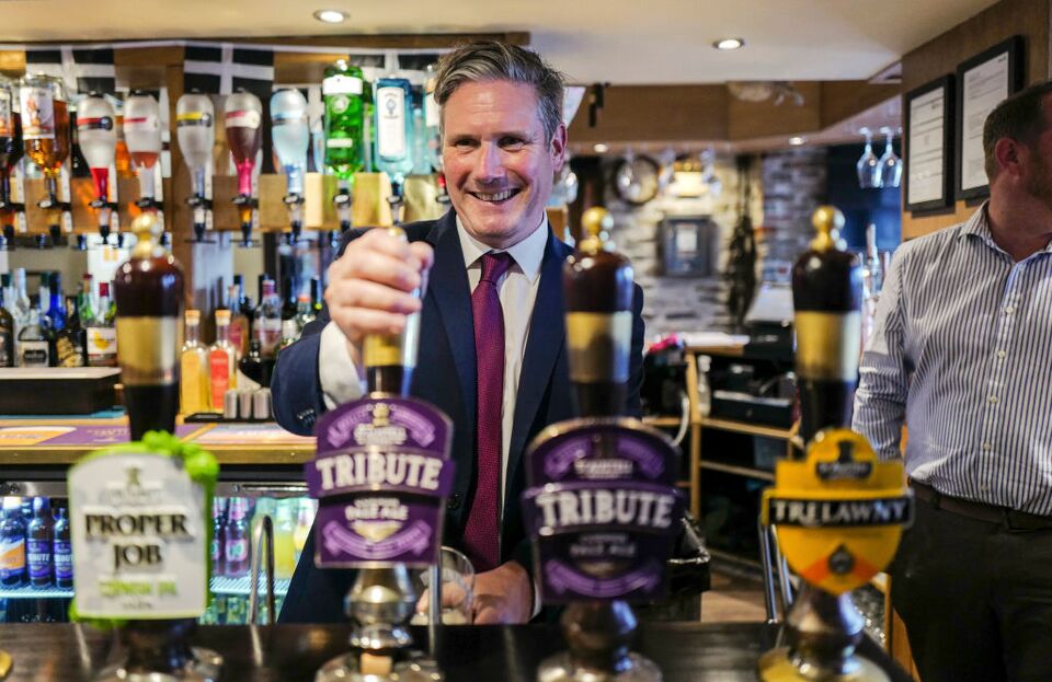 UK Election: Keir Starmer's Challenge to Keep Consumers Happy - Bloomberg