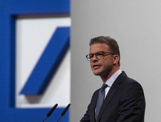 Deutsche Bank CEO Wants to Give Strong Units 'Oxygen to Prosper'