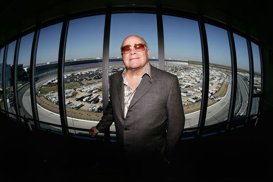 Speedway Motorsports Founder Smith Seeks $734 Million Buyout