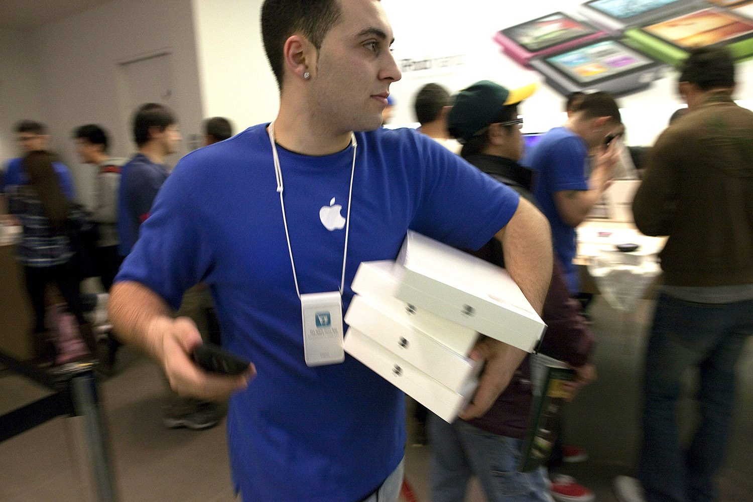 ティム・クック、新小売責任者のジョン・ブロウェット氏について語る：「これまでで最高」