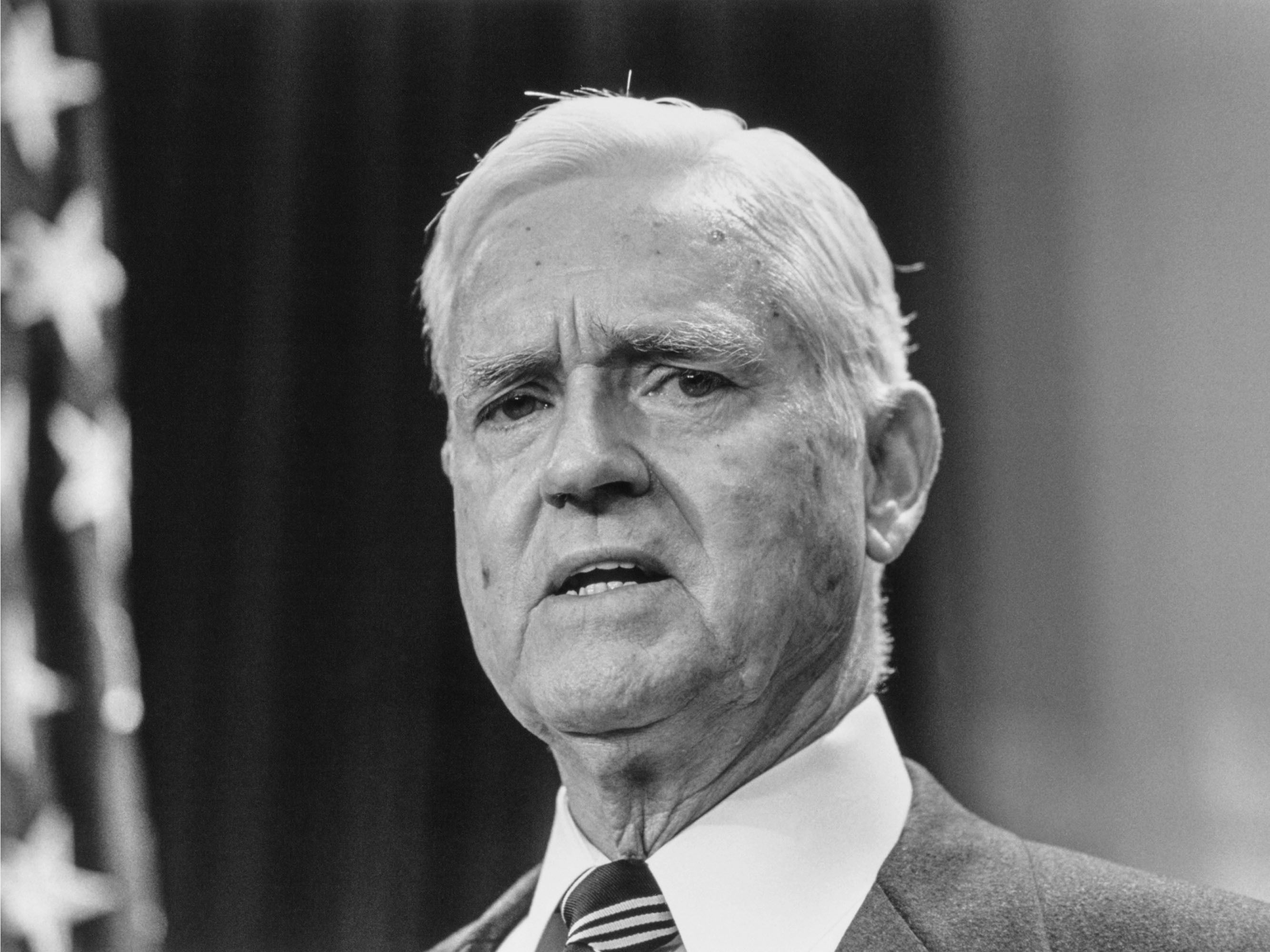 Fritz Hollings, Senator Who Fought Hunger, Deficit, Dies at 97 image photo