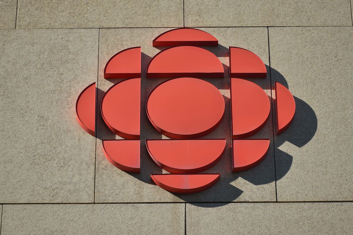 CBC 'pausing' Twitter After 'government-funded Media' Label - Bloomberg