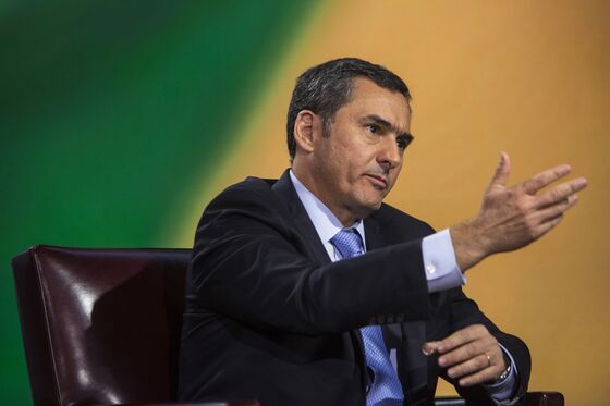 Stay the Course, Brazil’s Finance Minister Tells Successor