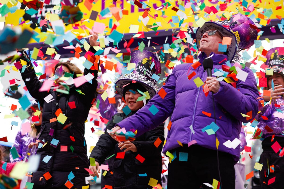 Naughty Traders Bring 2023’s Sins Into 2024