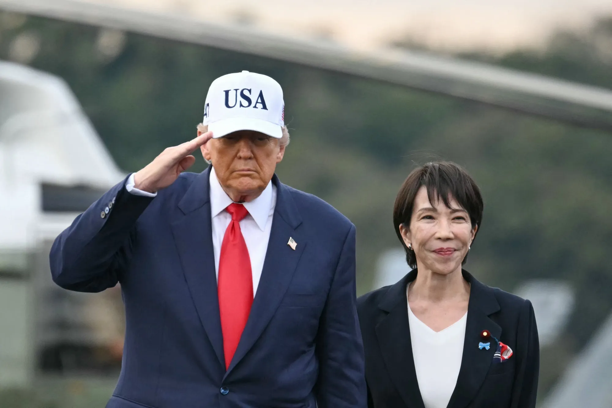Donald Trump and&nbsp;Sanae Takaichi on Oct. 28.