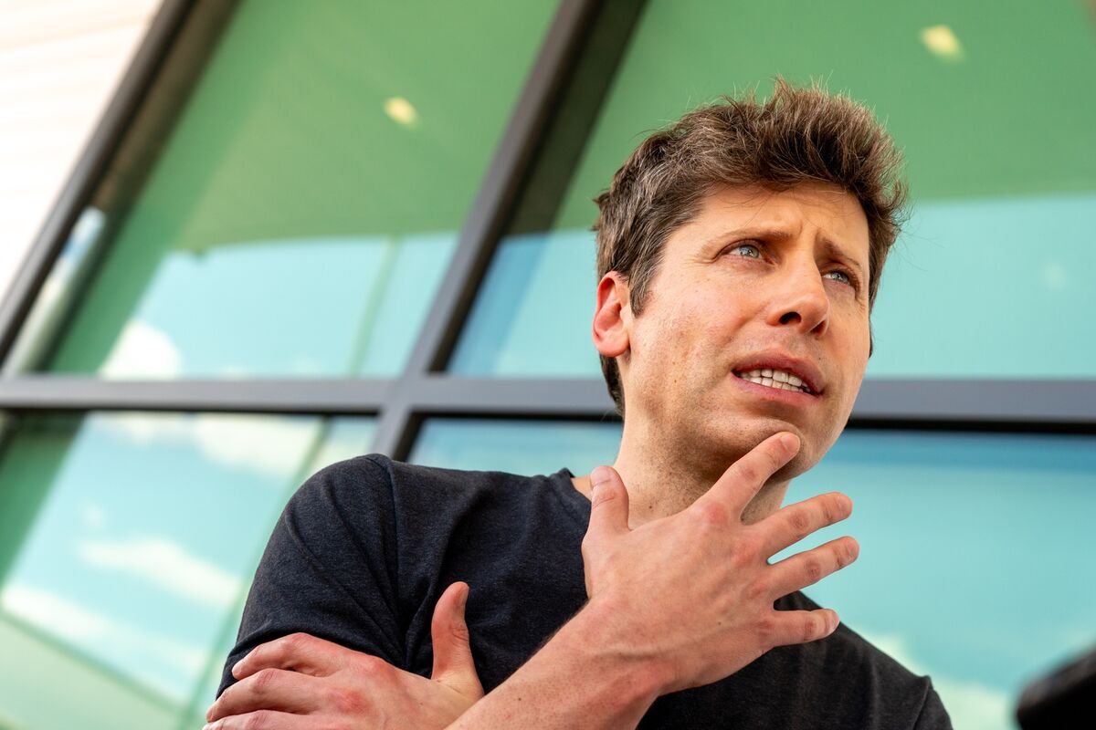 OpenAI's massive deals show Sam Altman is selling a vision of a world-changing product and achieving it via world-changing financial engineering to raise $1T+ (Matt Levine/Bloomberg)