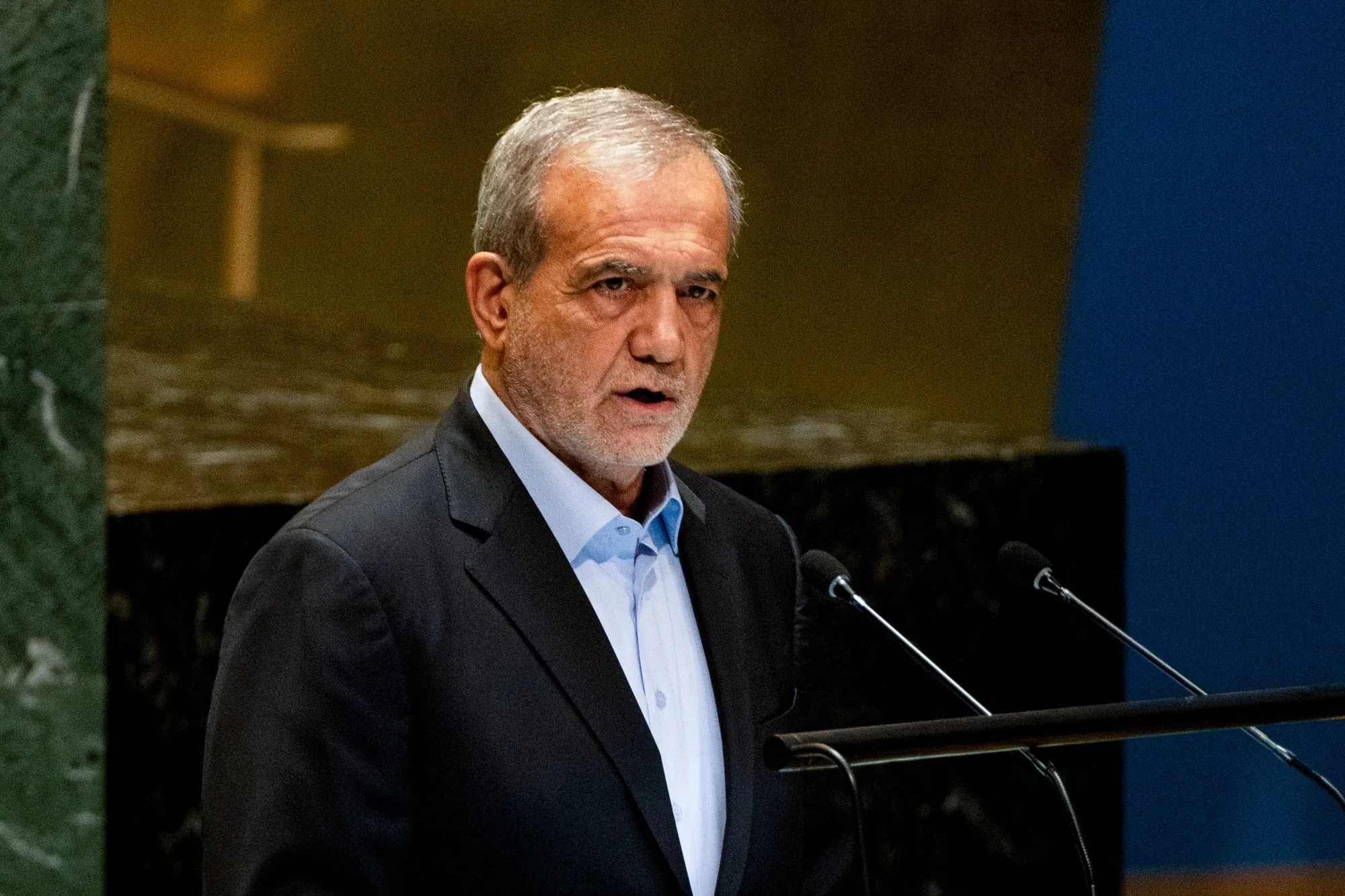 イランのペゼシュキアン大統領