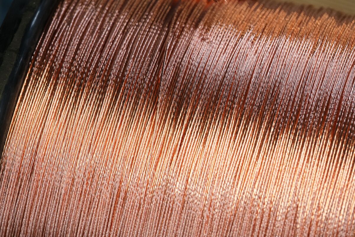 Copper Nears $10,000 as Investors Bet on Rising Global Demand