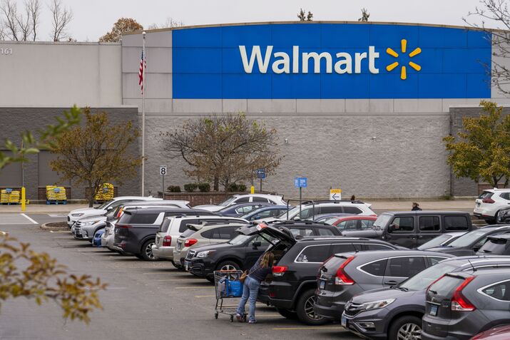 Walmart Stores Ahead Of Earnings Figures 