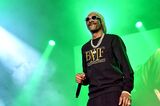 Snoop Dogg Teams With the Harlem Globetrotters on Film and Song