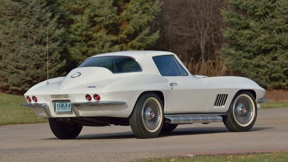 This ’67 Corvette Has Never Had a Passenger