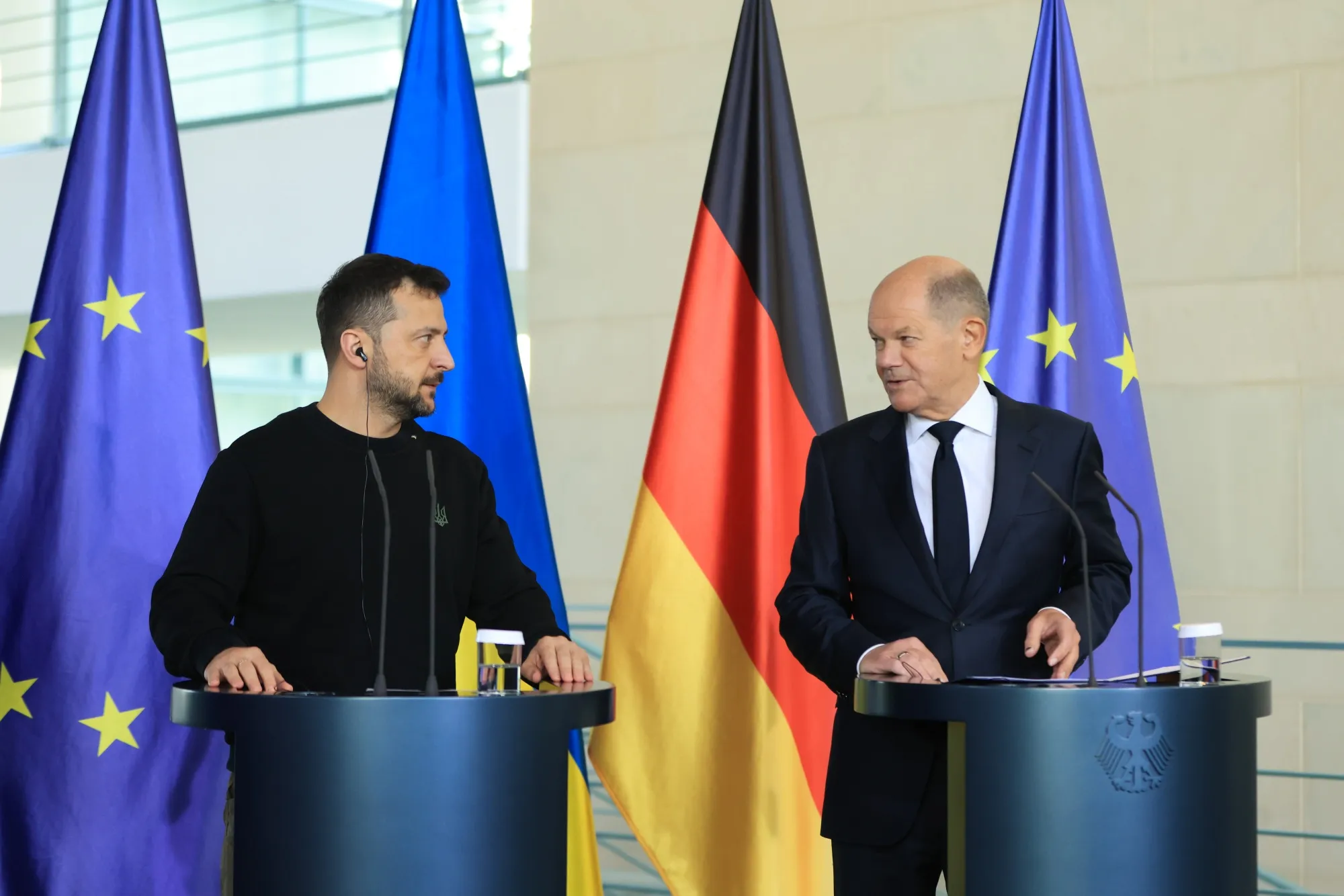 Volodymyr Zelenskiy and Olaf Scholz during a news conference at the Chancellery in Berlin, Germany, on&nbsp;Oct. 11.