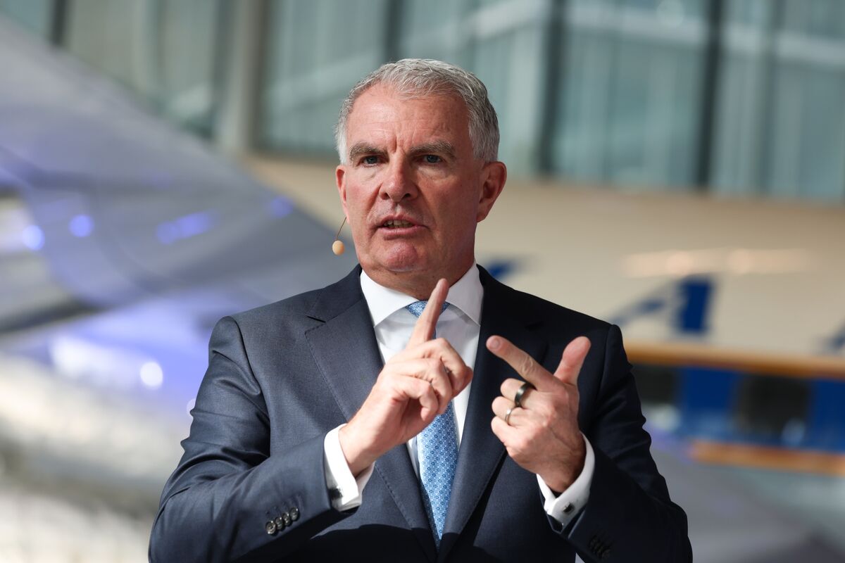 bloomberg.com - Benedikt Kammel - Lufthansa Sees Another Transitional Year With Oil and Fleet Issues