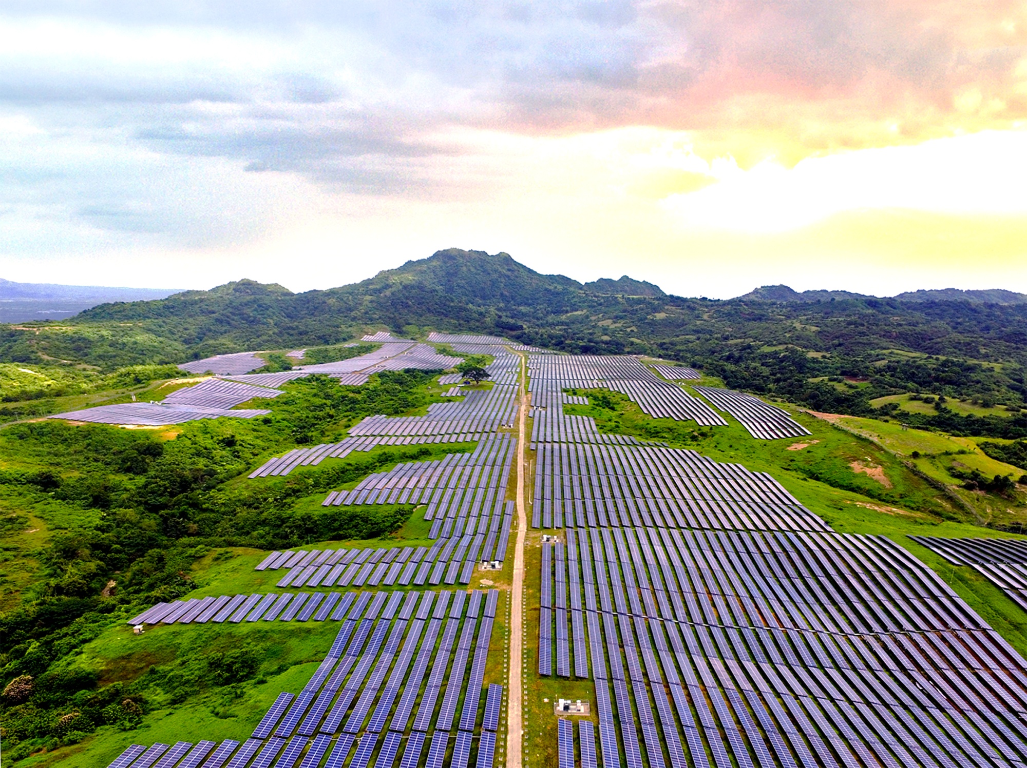 A 28-Year-Old Wants to Build Southeast Asia’s Biggest Solar Farm