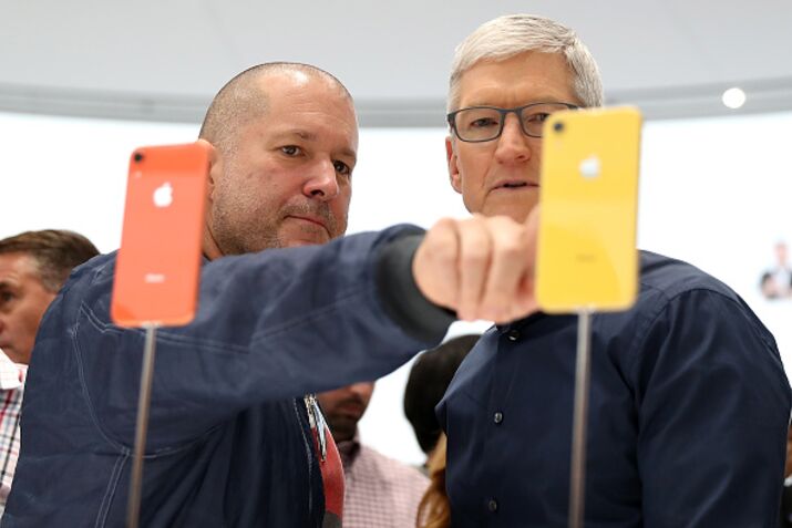 Jony Ive’s OpenAI Deal Puts Pressure on Apple to Find Next Big Thing