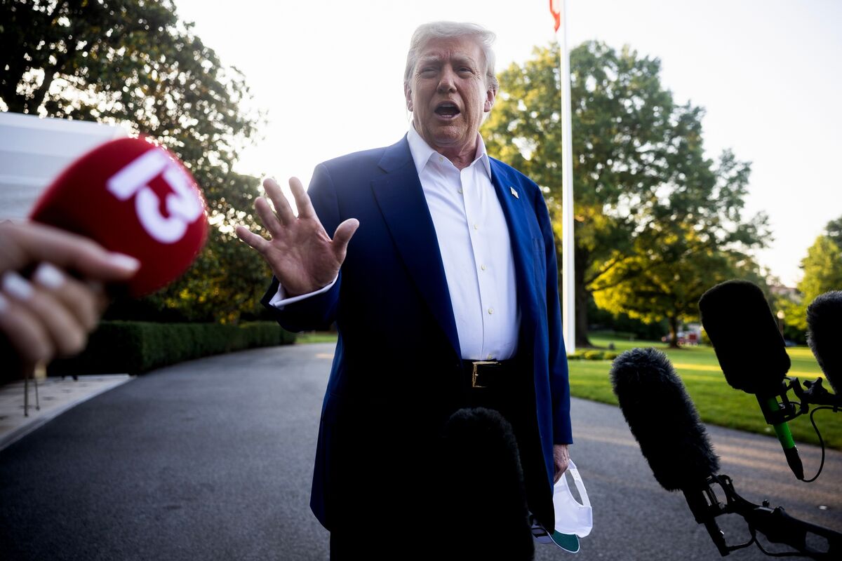 Còn 2 tuần trước khi lệnh tạm dừng thuế quan của Trump hết hiệu lực
