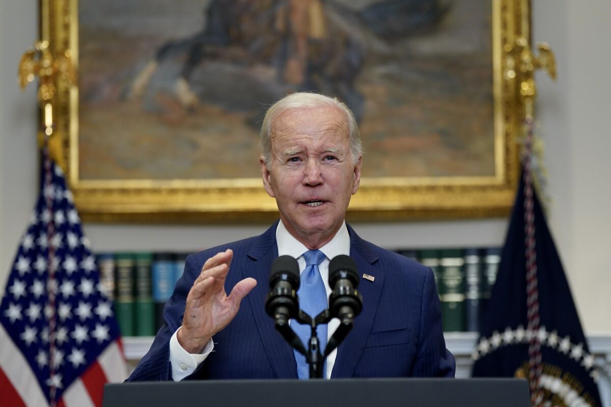 “Biden Confident U.S. Will Avoid Default as Debt Negotiations Continue”