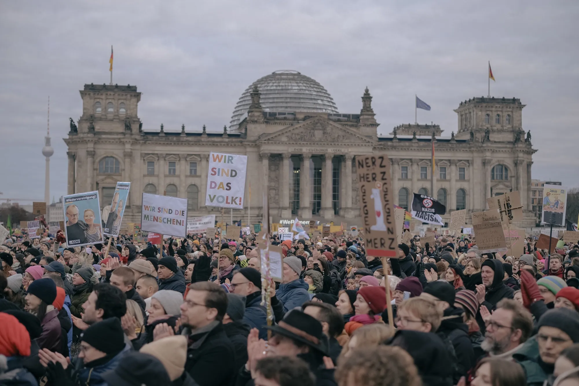 Protesters in Berlin on Sunday discouraged the&nbsp;Christian Democrats from working with the&nbsp;right-wing Alternative for Germany (AfD).