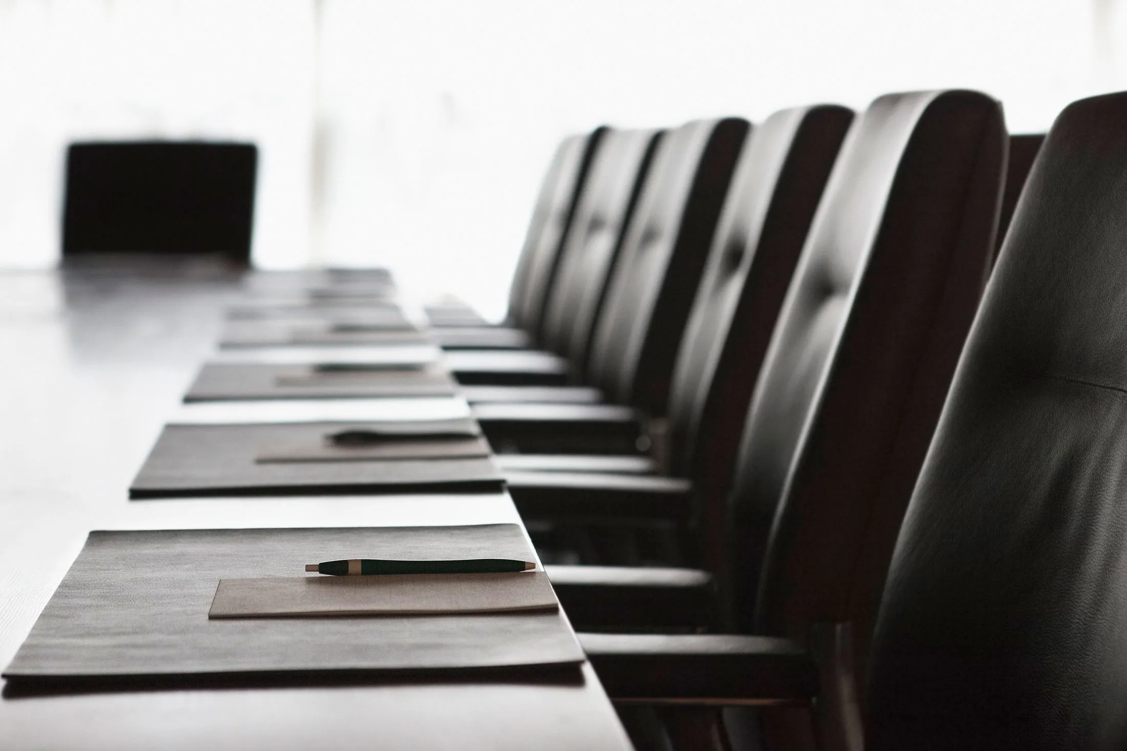 1469177171_BOARDROOM