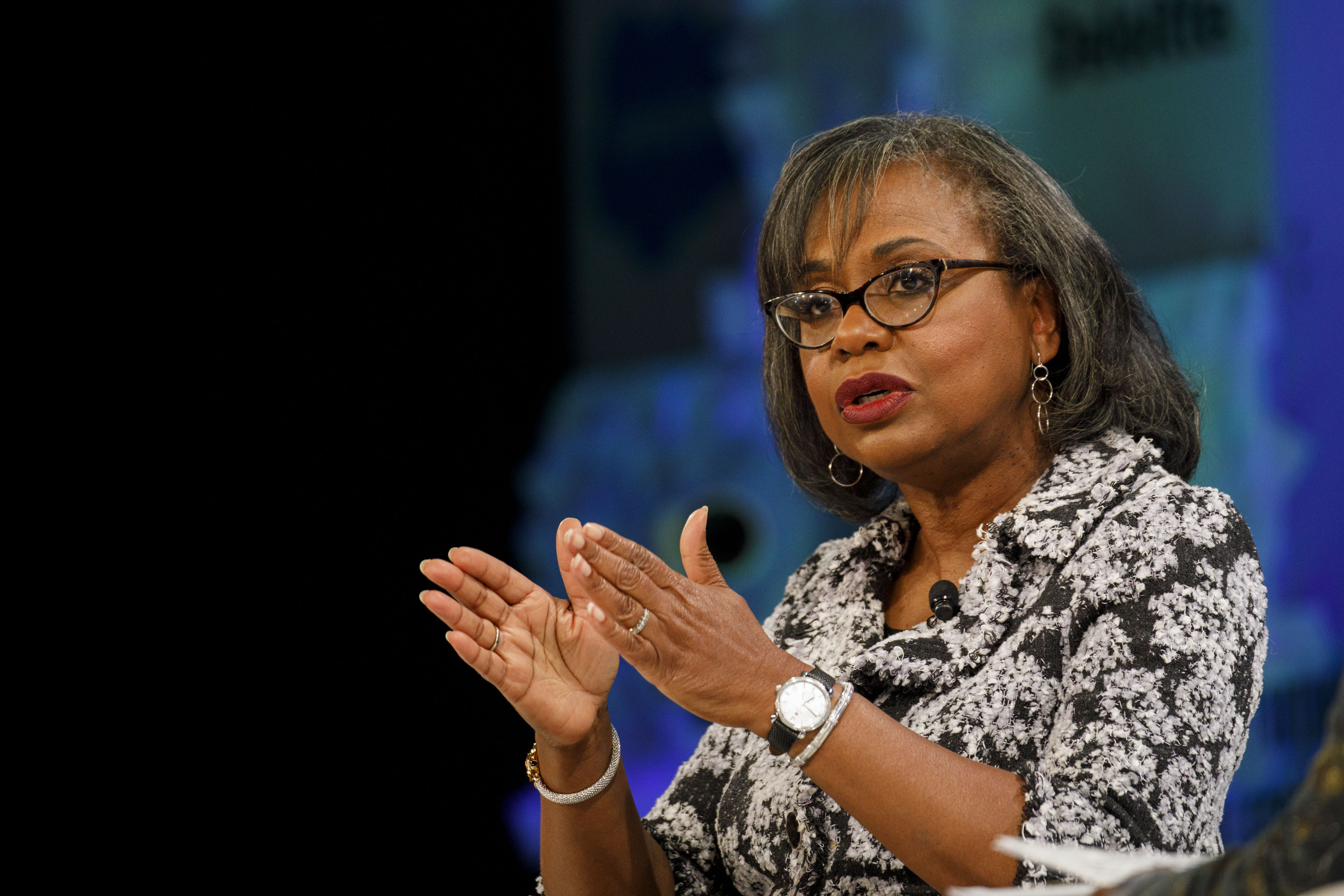 Anita Hill Takes On Hollywood’s #MeToo Culture With Huge Survey - Bloomberg