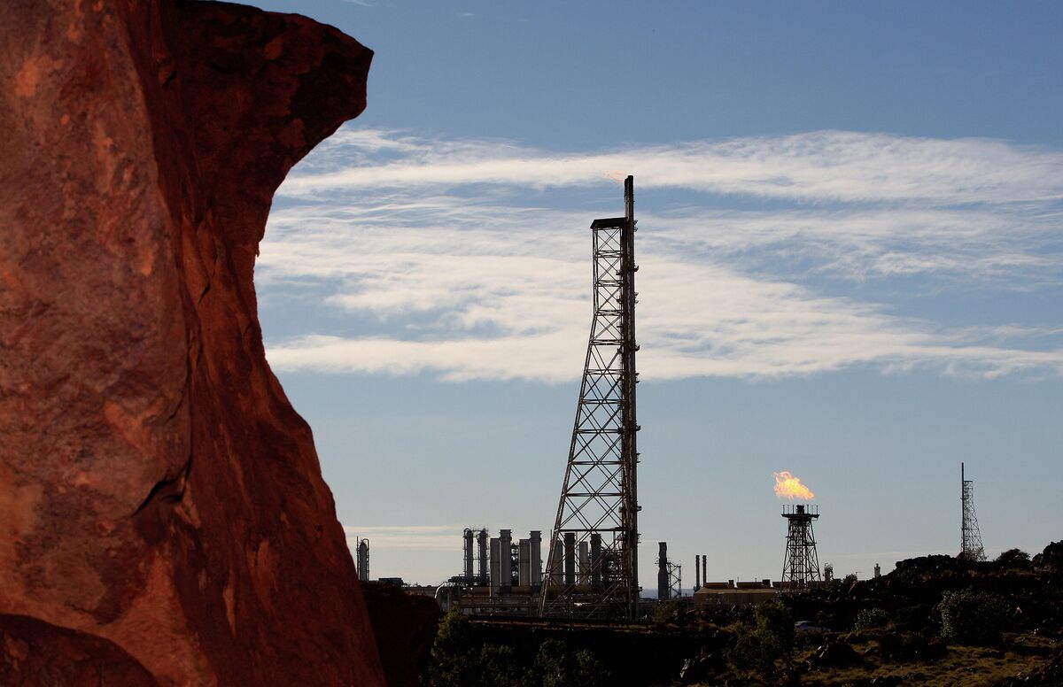 🟪"Karratha: Ostacoli e Controversie sul Progetto di Gas Naturale Liquefatto"