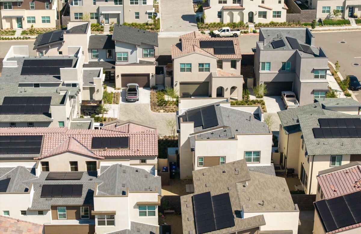 US New-Home Sales Decline to Lowest Level Since January