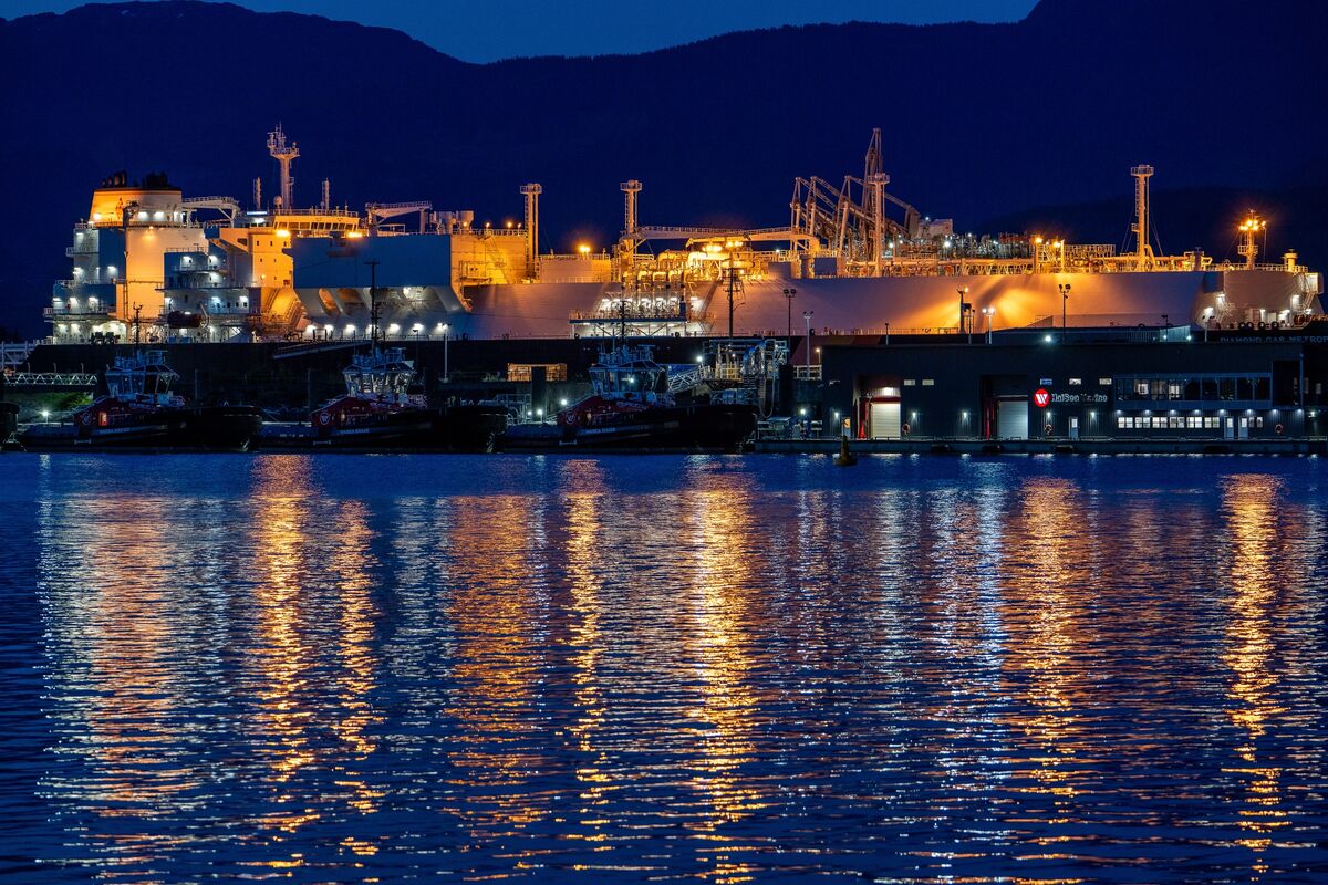 ⚫️ BLOOMBERG: "Il leader della provincia canadese del petrolio visita il Messico per rilanciare le relazioni energetiche"
