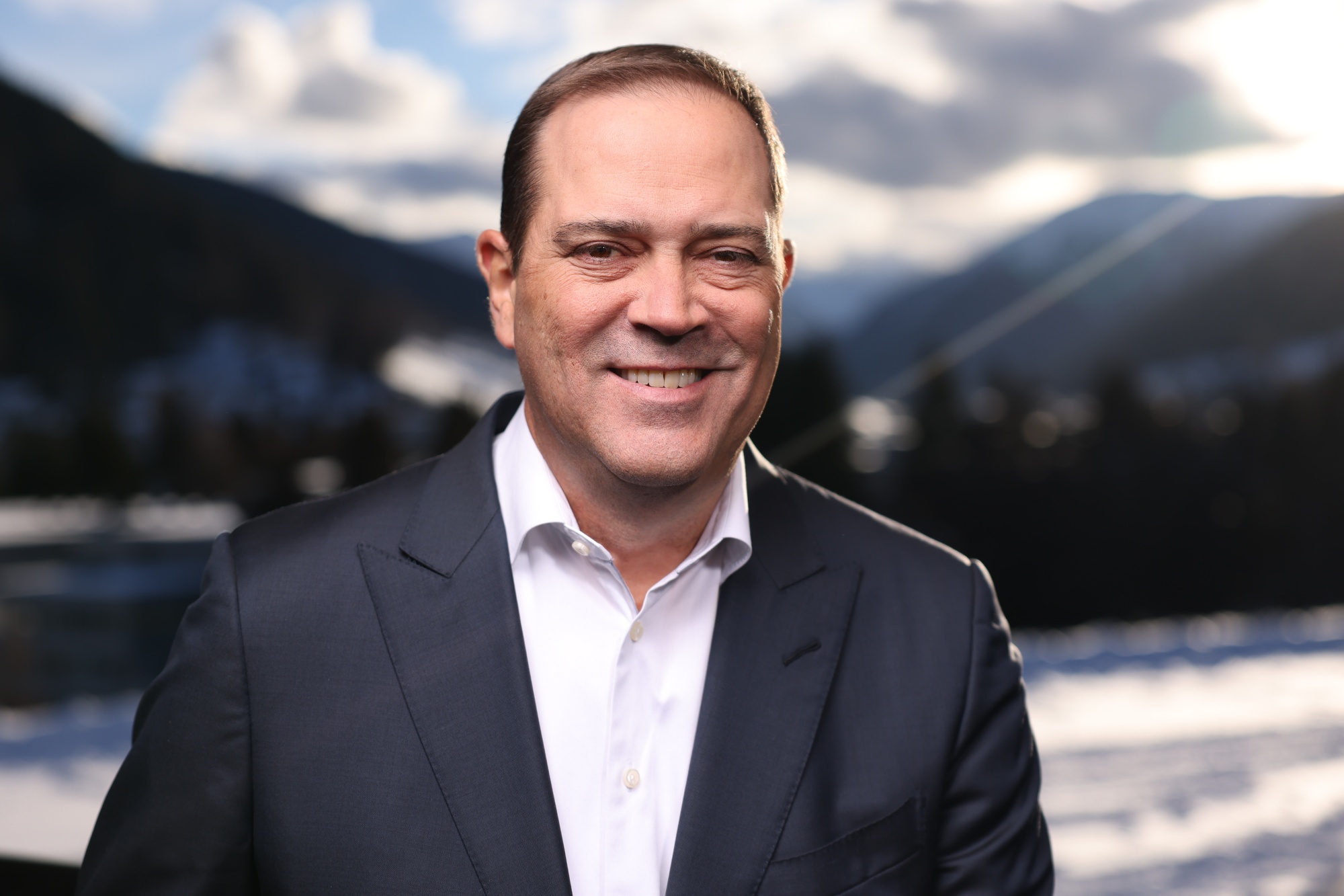 Cisco Gains After CEO Points to Headway in AI and Security - Bloomberg