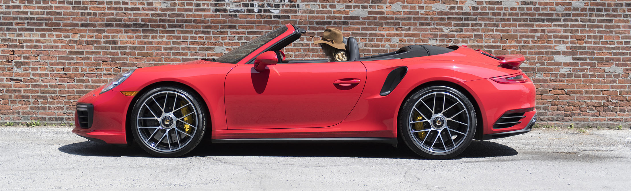 Porsche 911 Turbo S Cabriolet Review: The Best Car for Summer - Bloomberg