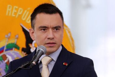 ECUADOR-POLITICS-NOBOA-CREDENTIALS